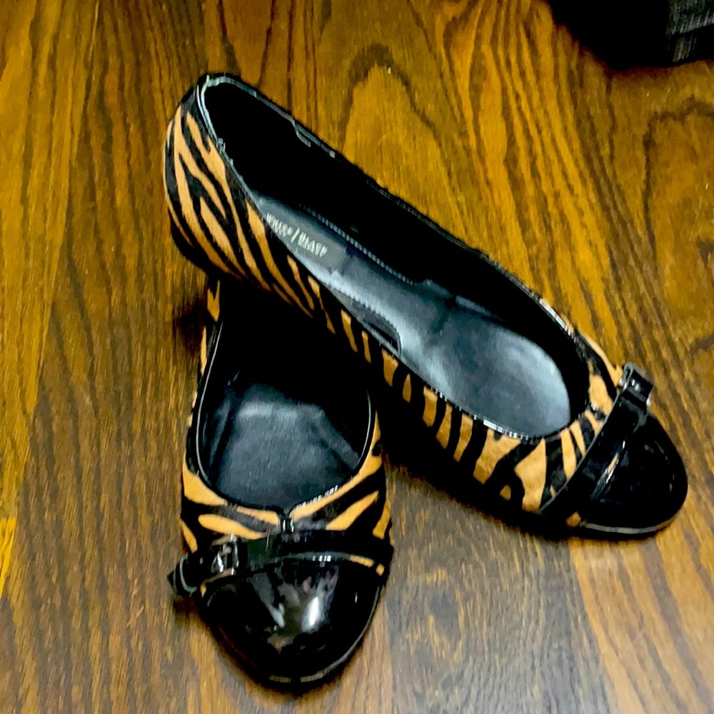 Size 10 WHBM Tiger Flats